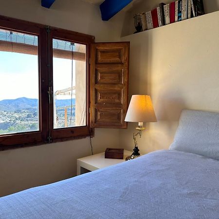 Casa Con Vistas Al Mar Y Patio De Buganvillas Aigues المظهر الخارجي الصورة
